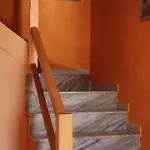 8 Βίλα *