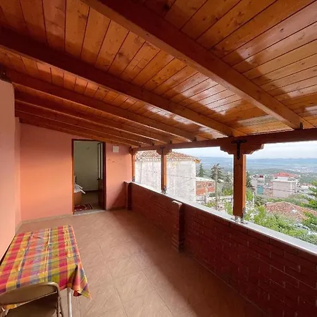 8 Vila Krujë