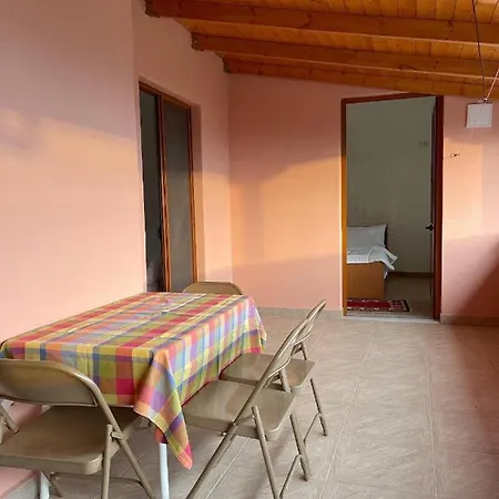 8 Krujë